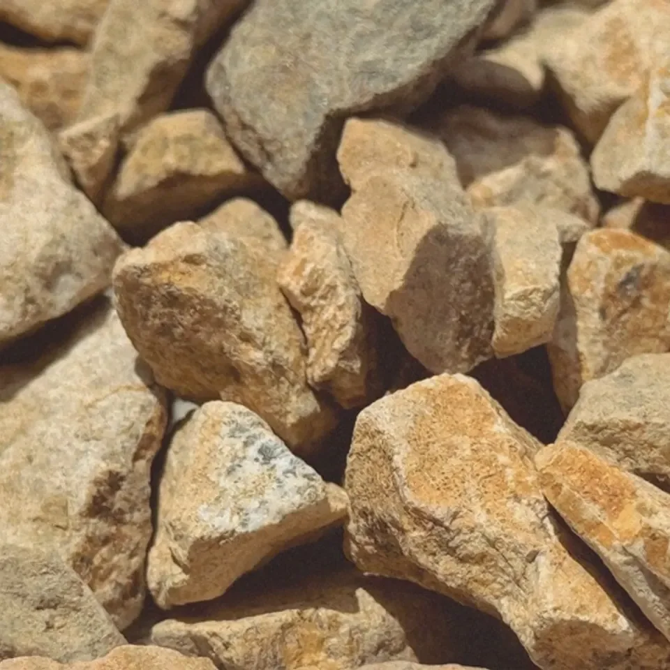 Three-quarter-inch California Gold landscape rock from Rio Stone