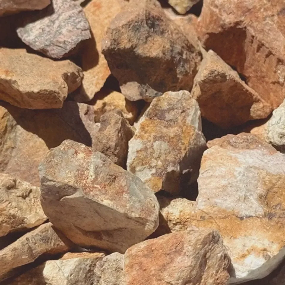 Three-quarter-inch Palm Gold landscape rock from Rio Stone