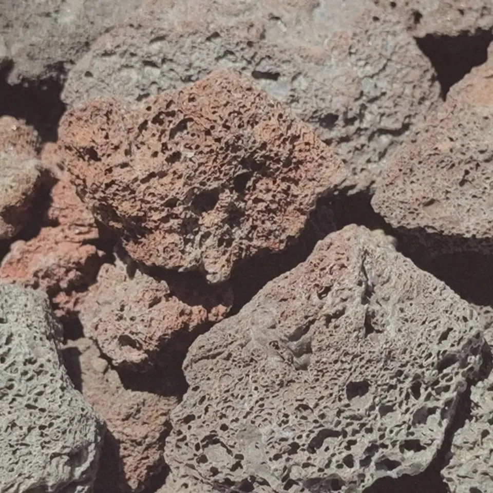 Three-quarter-inch red lava rock from Rio Stone