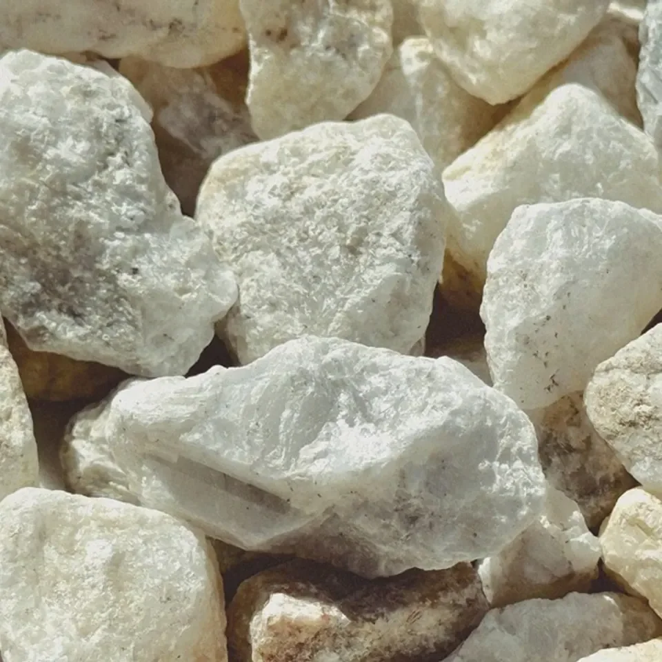Three-quarter-inch white marble landscape chips